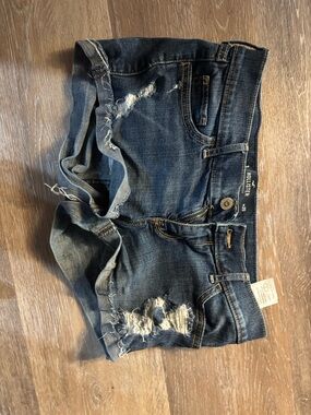 Hollister Frayed Distressed Dark Wash Denim Shorts